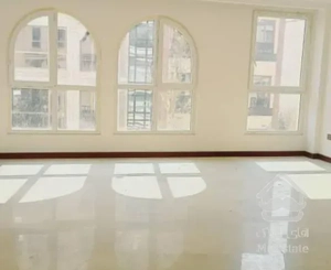 ۲۰۰متر کلید نخورده شمال کاخ