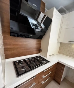 ۱۲۰متری/۳خواب‌/خوش‌نقشه/واقعی/ساقدوش