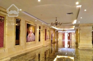 *110 متر رویایی در قصر پونک تنها متراژ ریز برج*