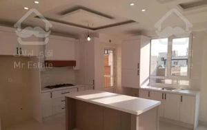 ۱۰۰ متر دو خواب در حد نوساز