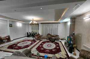 ۱۴۰متر ۳خواب تکواحدی/ دوکله نور/ پارکینگ/ خوش نقشه