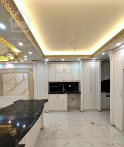 آپارتمان 131 متر سه خواب میرزا طاهر شرقی