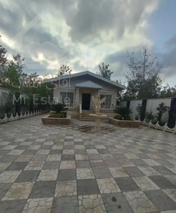 ویلا به متراژ زمین۴۵۰متر،زیربنا۱۲۰ متر،قیمت ۴/۸۰۰