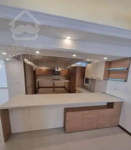 فرشته برج /۳۰۰متر ۴خواب /فول