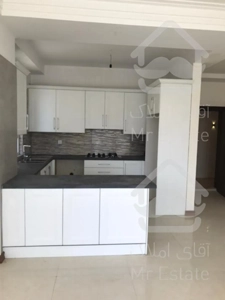 ۶۰متر نوساز/ عمارت مجلل اقای روحی/ اکباتان