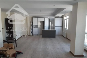 ۱۳۵متر سه خواب نوساز فول (خ تاجری خ پورعبدی)