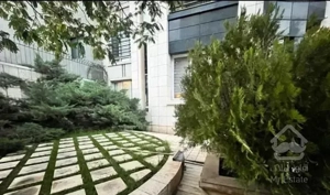 ۱۱۰ متر آپارتمان/ پشت حاشیه وکیل آباد