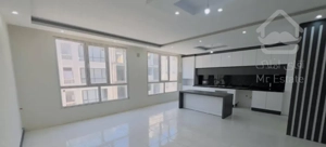 112متر/3خواب/طبقه4/نوساز/خطی نور گیر