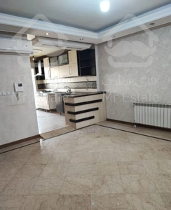 ۶۰ متری/پارکینگ غیر مزاحم سندی/نارمک میدان ۹۲