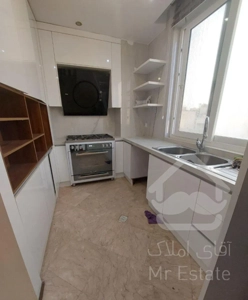 آپارتمان ۹۴ متری ۲ خوابه صادقیه خوش نقشه