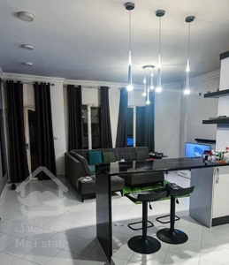 هنرستان ۳۱ /آسانسور/۷۵ متر/تمیز