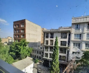 ۱۵۰ متری۳ پارکینگ،ویو کل شهر نیاوران.بوکان.مرجان