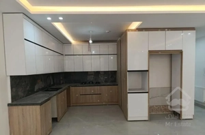 آپارتمان 102 متری جنوبی صفر فول نزدیک به حاشیه