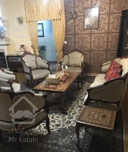 آپارتمان۲۰۰متری۳خوابه با۲۰۰مترحیاط اختصاصی