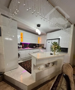 آپارتمان93متر2خواب بسیارتمیز  خ شهیدبهشتی بیهقی