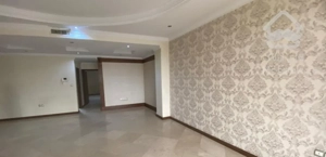 ۱۴۰متر آپارتمان/۳خواب/عروسک