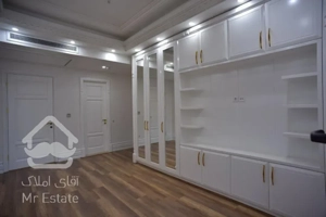 خرید فروش آپارتمان 230 متری نیاوران مرجان