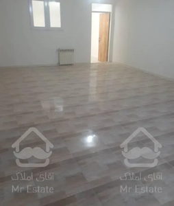 100متری زیر همکف