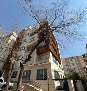 فروش آپارتمان ۱۵۱ متری ۳ خوابه(مدرن) در آجودانیه