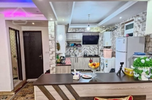 آپارتمان / ۱۰۰ متر/ ۲خواب/ ارم