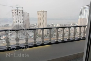 متراژ 105دو خواب. یک خواب مستر