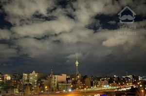 آپارتمان ۱۱۰ متری دو خوابه تک واحدی بدون مشرف