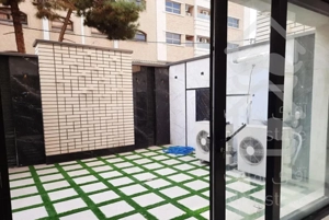 *آپارتمان۱۸۰مترهمکف۳خواب صفربا۲۰مترحیاط خ لاهور*