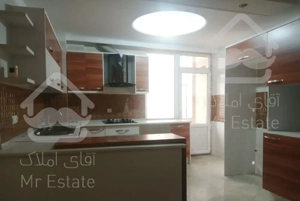 بهنام ۹۰متر فول امکانات تخلیه ۵سال ساخت