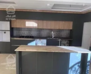 اپارتمان ۱۴۵ متری سعادت اباد،بالای میدان کاج