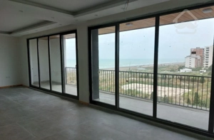 آپارتمان ساحلی نوساز تکواحدی استخر در بام لوکس