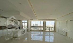 ۱۲۵متر اقبال/خوش نقشه و تمیز/رو به افتاب