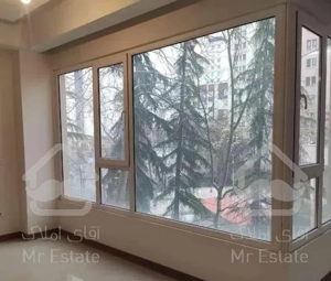 شهرک لاله*۱۰۰متر۳خواب*غرق نور