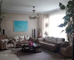 آپارتمان 213متر تکواحد درنیاوران تراس10متری