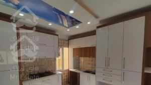 آپـارتمان نُقلـی / پارک مشـاهیـر