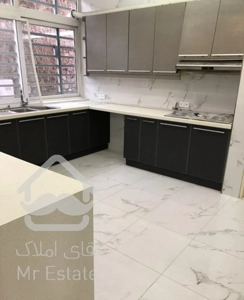 آپارتمان ۱۸۰ متری شهرک پرواز