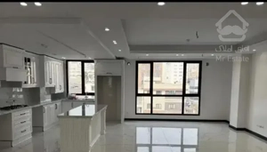 ۸۵ متر دو خوابه سالن پرده خور چهارباغ