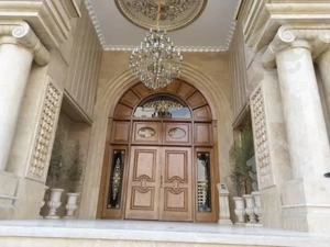 دفترفروش برج مجلل بام پونک/سازه حاج رحیم قربانی/سوپرلاکچری/قیمت اکازیون