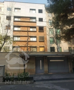 فروش آپارتمان ۱۲۰ متری ۳ خوابه در قلهک