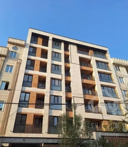 ونک شیراز شمالی ۱۴۰ متر ۳ خوابه تخلیه