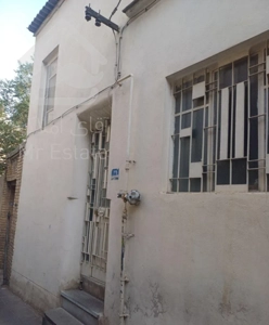 خانه دربستی ۱۴۰ متر در ۲ طبقه بنا جماران