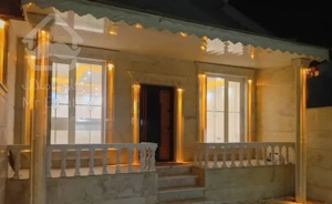 ۹۰ مترویلا نقلی/دوخواب/مدارک تکمیل/3kmساحل