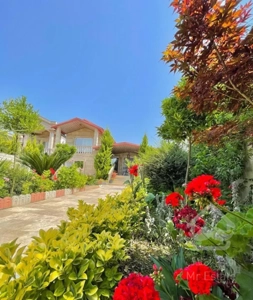 ویلا باغ سند تک برگ مناسب خانواده شهرک با نگهبانی