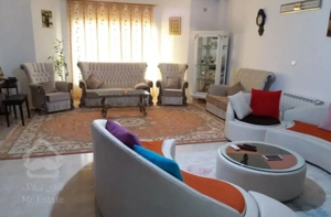 واحد ۱۰۷متر طبقه سوم با پارکینگ آسانسور و انباری