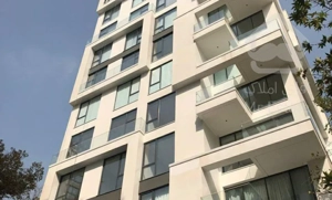 186 متر فروش فوری یک واحد خاص در حاشیه کلانتری