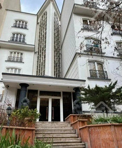 145متر 3خواب کامرانیه شمالی-آقایی