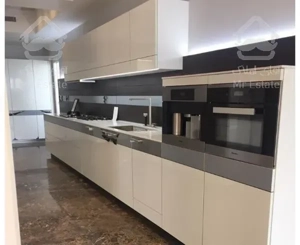 نیاوران ۲۰۰ متر نوساز تکواحدی /نورگیر  با تراس