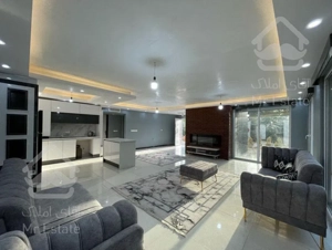 فروش ویلا لوکس مدرن ۵۳۰ متری کردان