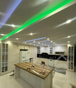 200 متر / 3 خواب / ابن سینا