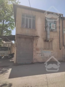 خانه ویلایی دو طبقه با مغازه 2 بر کوچه ۳۰ متری