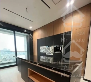 نیاوران/۲۹۵متر/سوئیت مجزا/ویو ابدی